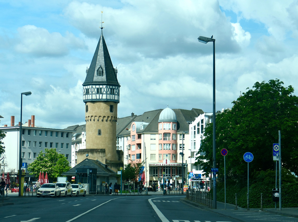 Die Bockenheimer Warte