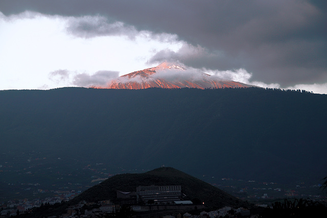 Erster Gruß vom Teide