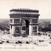 Parizo : la Triumfa Arko ĉirkaŭ 1920