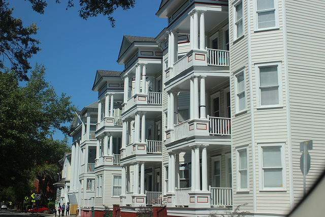 Homes of scenic SAVANNAH, GEORGIA  ~~  U S A