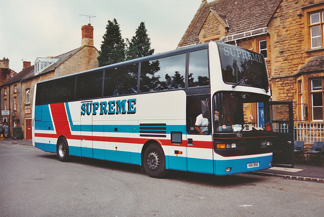 Supreme Holidays HSK 858 (G438 NVV) at Moreton-in-Marsh - 1 Jun 1993