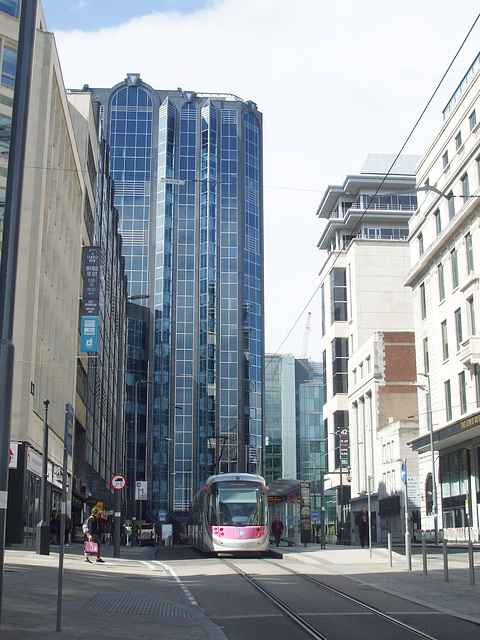 DSCF9463 Midland Metro tram set 33 in Birmingham - 19 Aug 2017