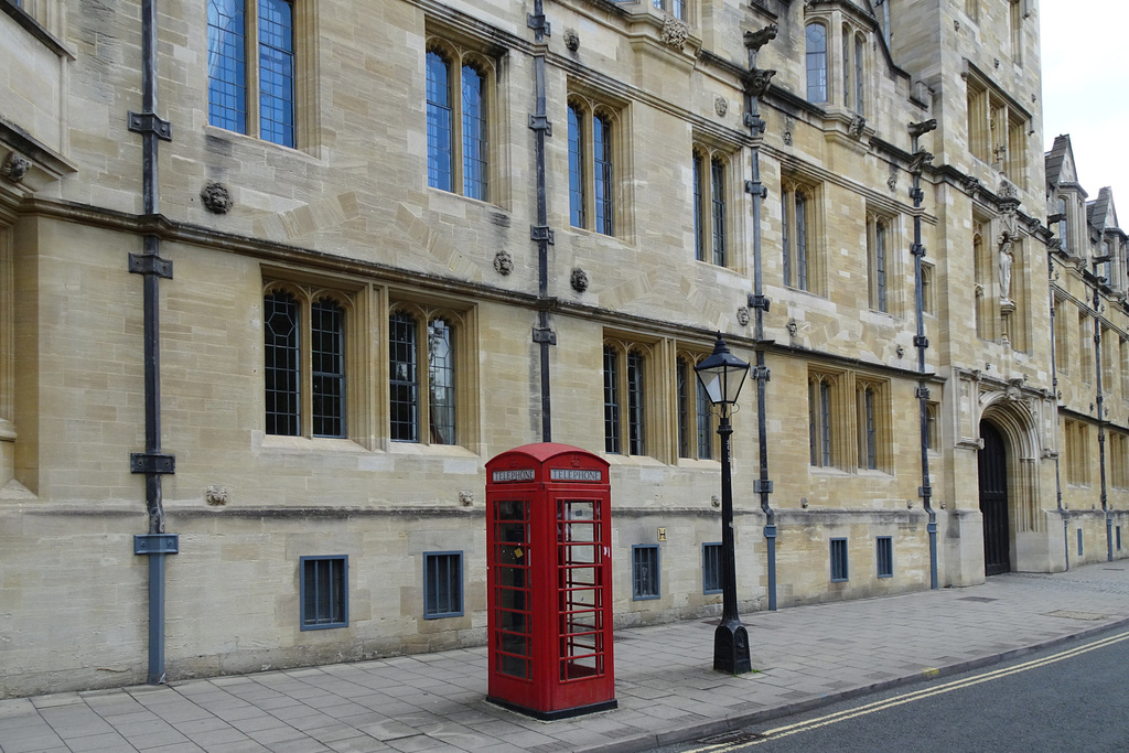 Red Telephone Box In Oxford