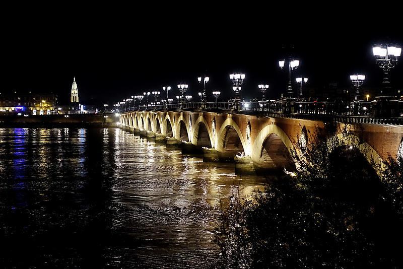 Pont de Pierre, Bordeaux