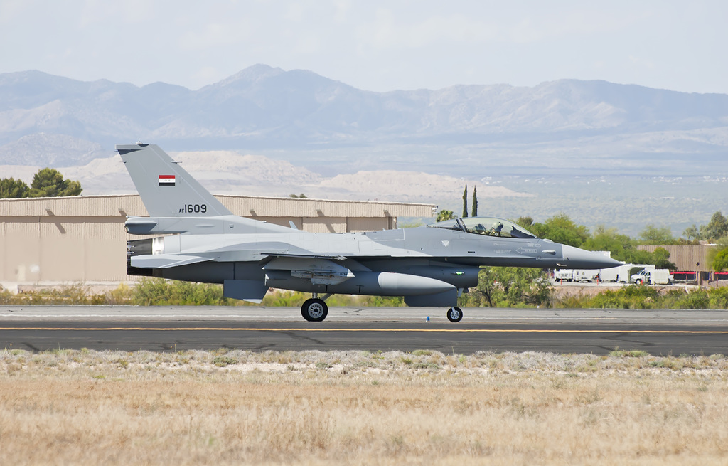 Iraqi Air Force Lockheed Martin F-16C Fighting Falcon 1609 (12-0006)