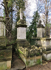 nunhead cemetery, london, c19 tomb of monumental mason henry daniel +1867 (4)