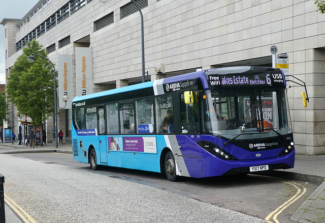 Arriva the Shires 3121 (YX17 NPD) in Milton Keynes - 18 May 2019 (P1010813)