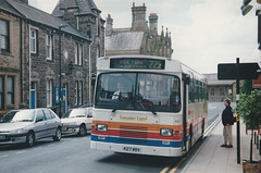 Lancashire United (Blazefield) 427 (K27 WBV) in Clitheroe – 30 May 2001 (467-12)