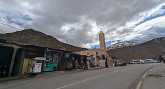Upside down coca-cola advertising / Là ou le coca-cola se boit la tète en bas