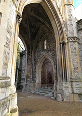 nunhead cemetery, c19 chapel by thomas little, 1844 , london  (2)