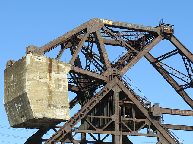 Cantilever Lift Bridge