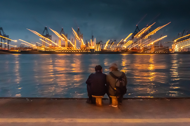 Hamburg's Port Welcomes Two Ipers ;-)  (180°)