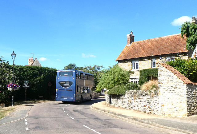 Stagecoach Midlands 15523 (VX09 NBF) in Great Doddington -7 Aug 2022 (P1120873)
