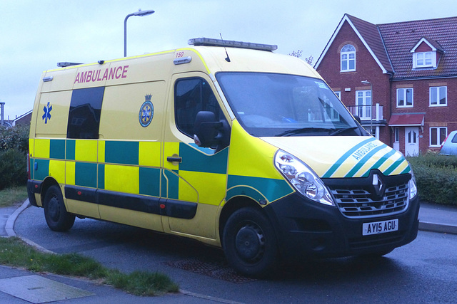 UK Specialist Ambulance Service Renault Master - 2 August 2017