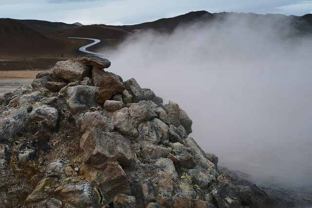 The Namafjall geothermal field, Crateras and Pots