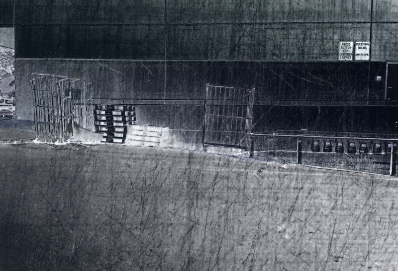 Night behind the supermarket