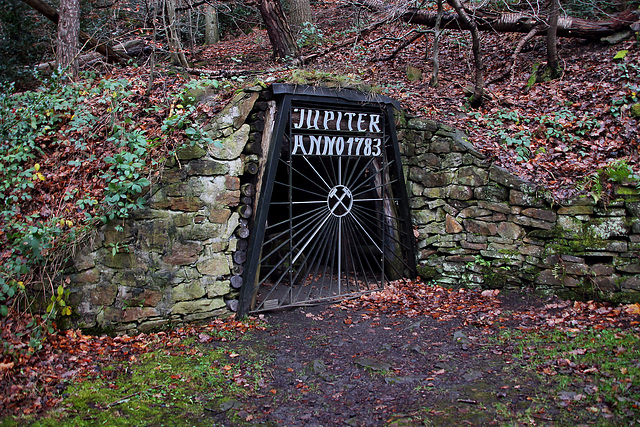 Stollenmundloch der ehem. Zeche Fortuna (Witten-Bommern) / 10.12.2024