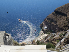 Départ du vieux port de Fira.