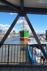 Auf dem Weg zur Rickmer Rickmers