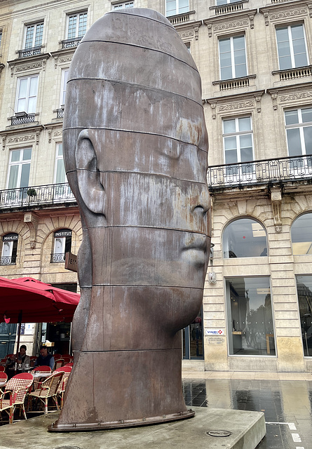 "Sanna" by Jaume Plensa, Bordeaux