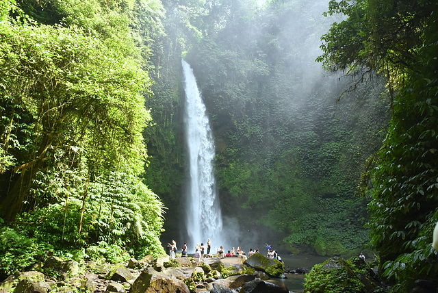 cascade de Nungnung