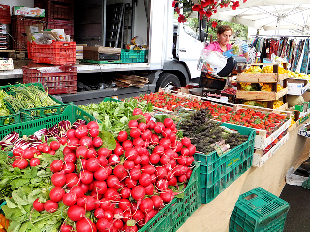 Limone. Wochenmarkt. ©UdoSm