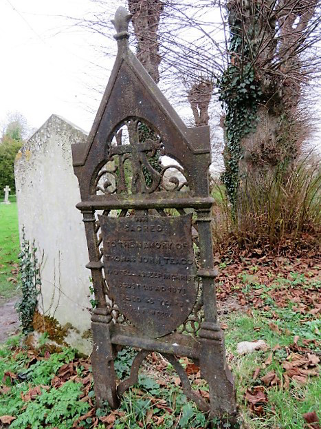 burford church, oxon   (11)