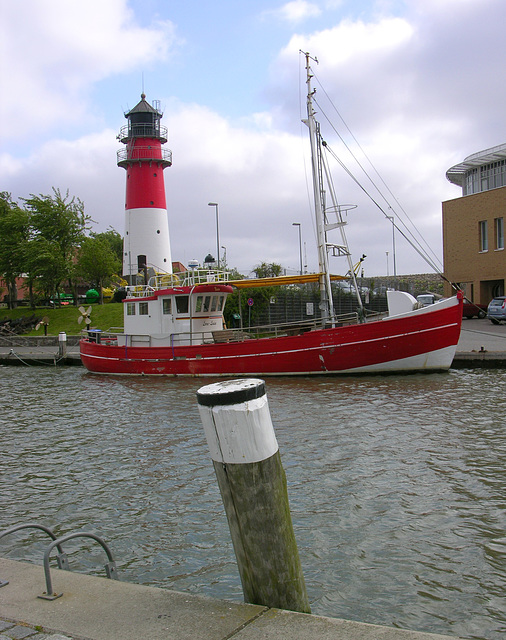 Im Hafen von Büsum