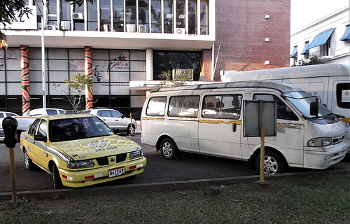 Maxi Taxi