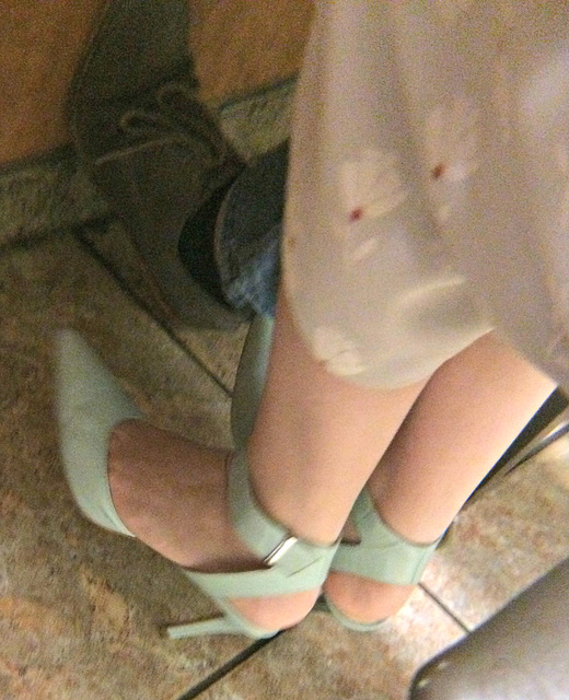 heels at bar