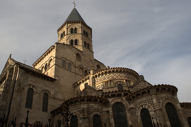 Basilique N.D. du Port à Clermont-Ferrand