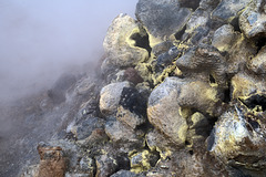 The Namafjall geothermal field, Crateras