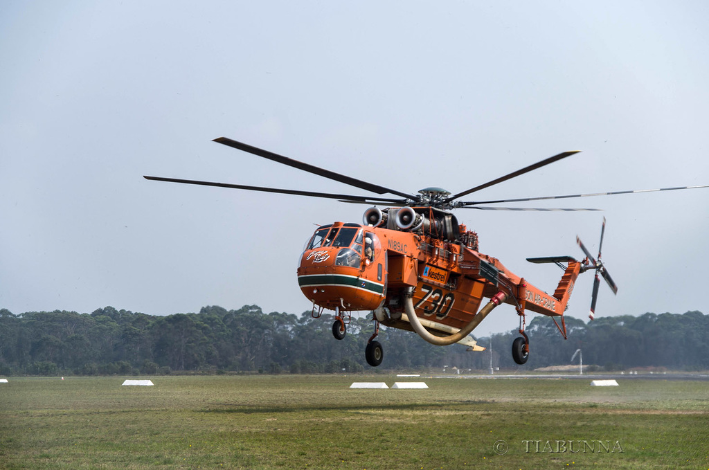 Air-crane lift-off