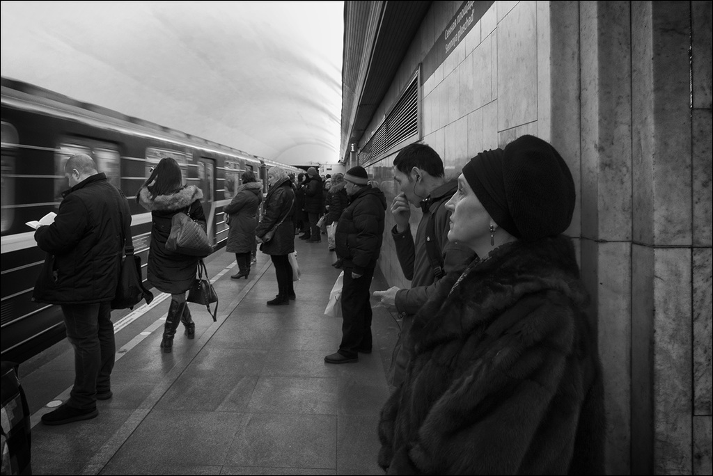 Dame du métro.