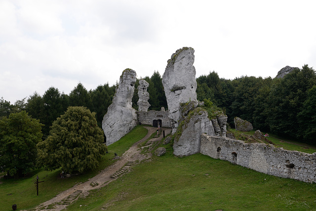 Ogrodzieniec Castle