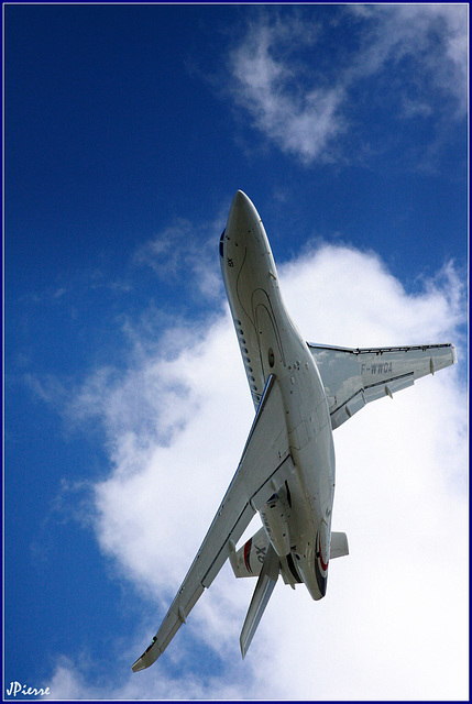 Dassault Falcon 8X