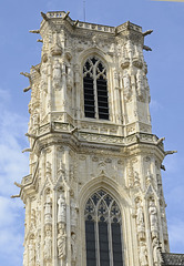 tour de la cathédrale de Nevers restaurée