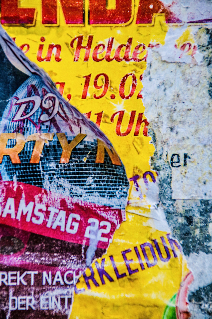 Decollage No. 114