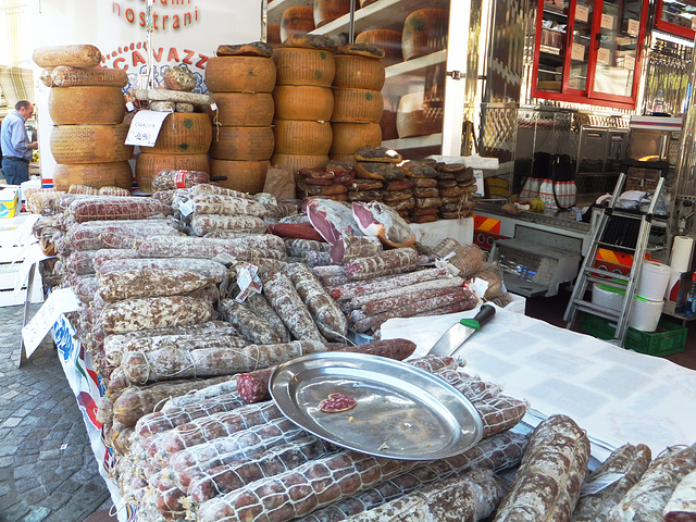 Toscolano-Maderno. Wochenmarkt. ©UdoSm