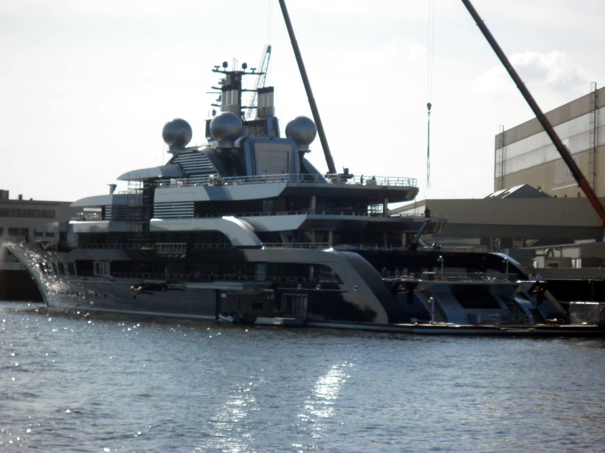 Yacht  CRESCENT