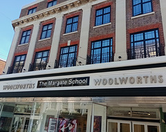 Woolworths Art School... Woolworths Art School...
