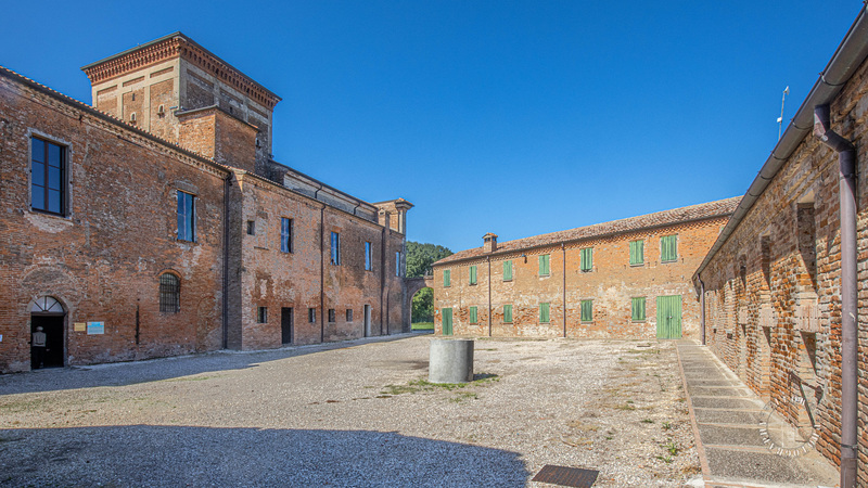 Villa della Mensa - Po of Volano