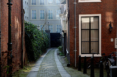 Ruelle avec un rayon de soleil