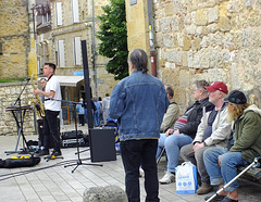 Concert de rue dans la vieille ville (Bergerac 24)