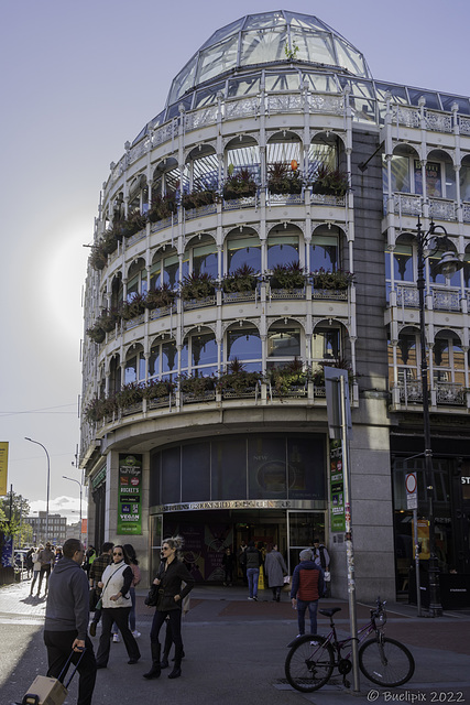 Stephen’s Green Shopping Centre ... P.i.P. (© Buelipix)