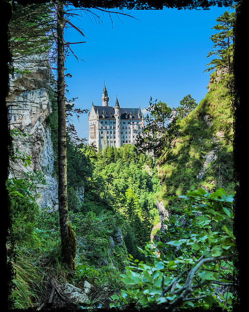 Neuschwanstein aus der Marienschlucht