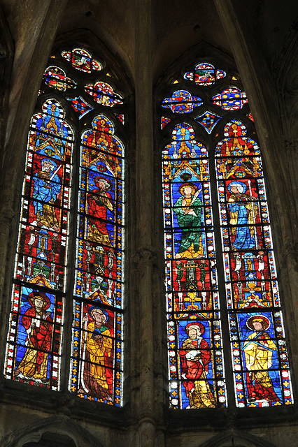 Vitraux de l'église St-Pierre de Chartres