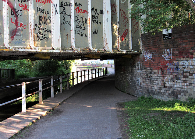 Ashton Canal, tow path.