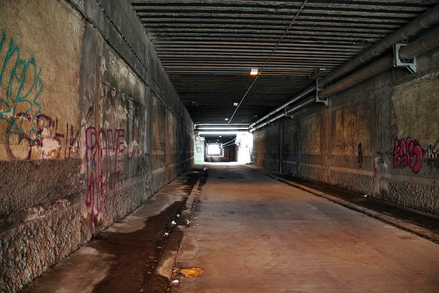 Tunnel unter dem Rangierbahnhof (Wanne-Eickel) / 26.08.2017