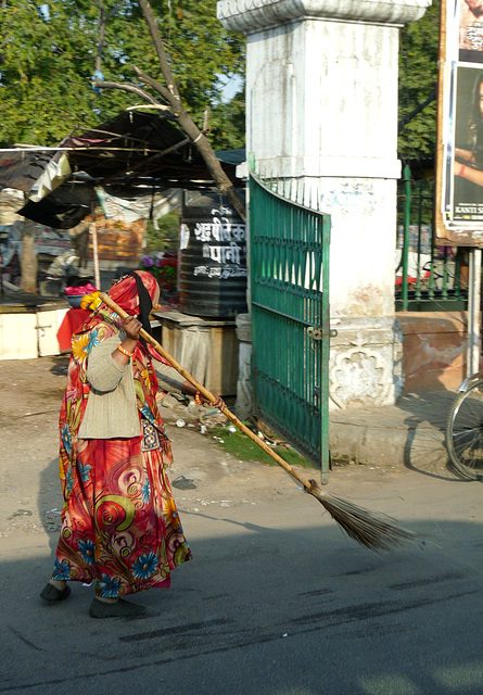 Jaipur- Sweeper